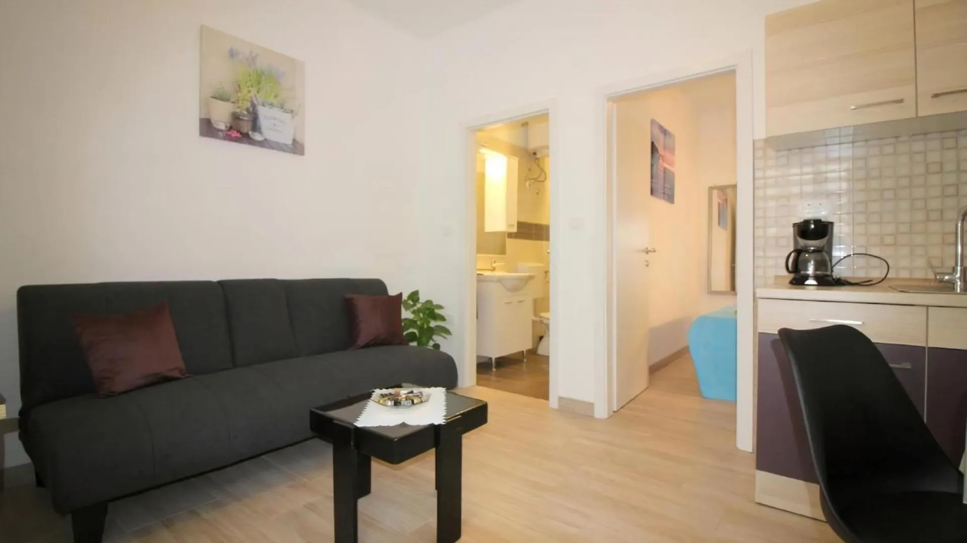 Zentrale, Strandnahe Ferienwohnung Noemi Porec Apartment